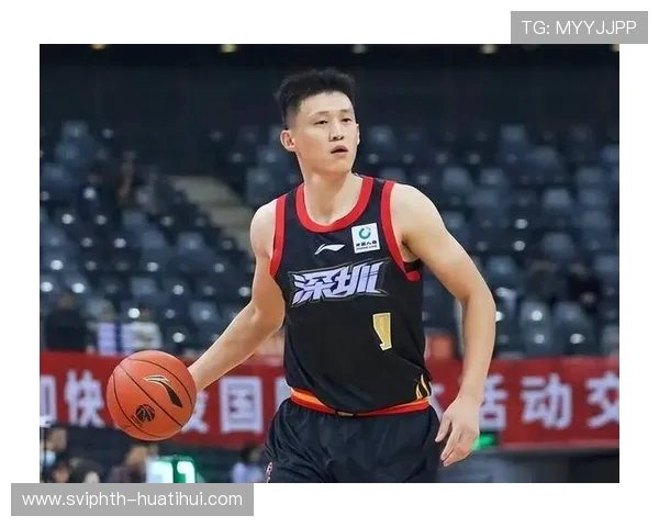 媒体人:周鹏与深圳的合同今夏到期,不排除退役回归家庭的可能 媒体人:周鹏与深圳的合同今夏到期,不排除退役回归家庭的可能